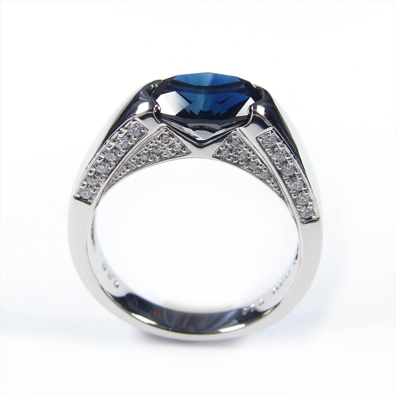 Sapphire Ring