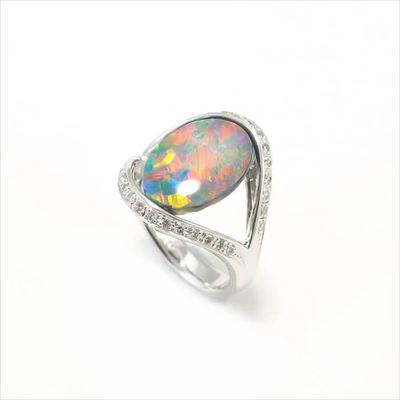 Sample with opal on top